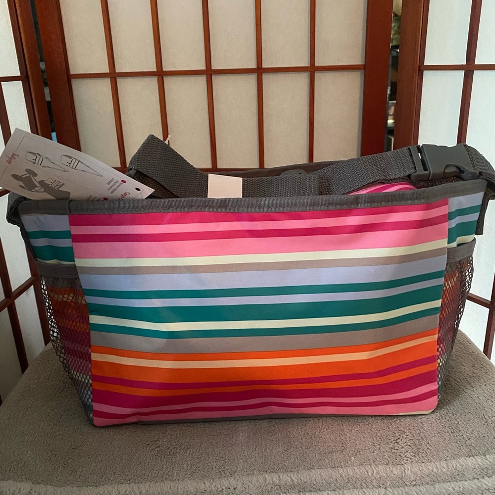 - Thirty-One Cargo Clip On Thermal Lollipop Stripe